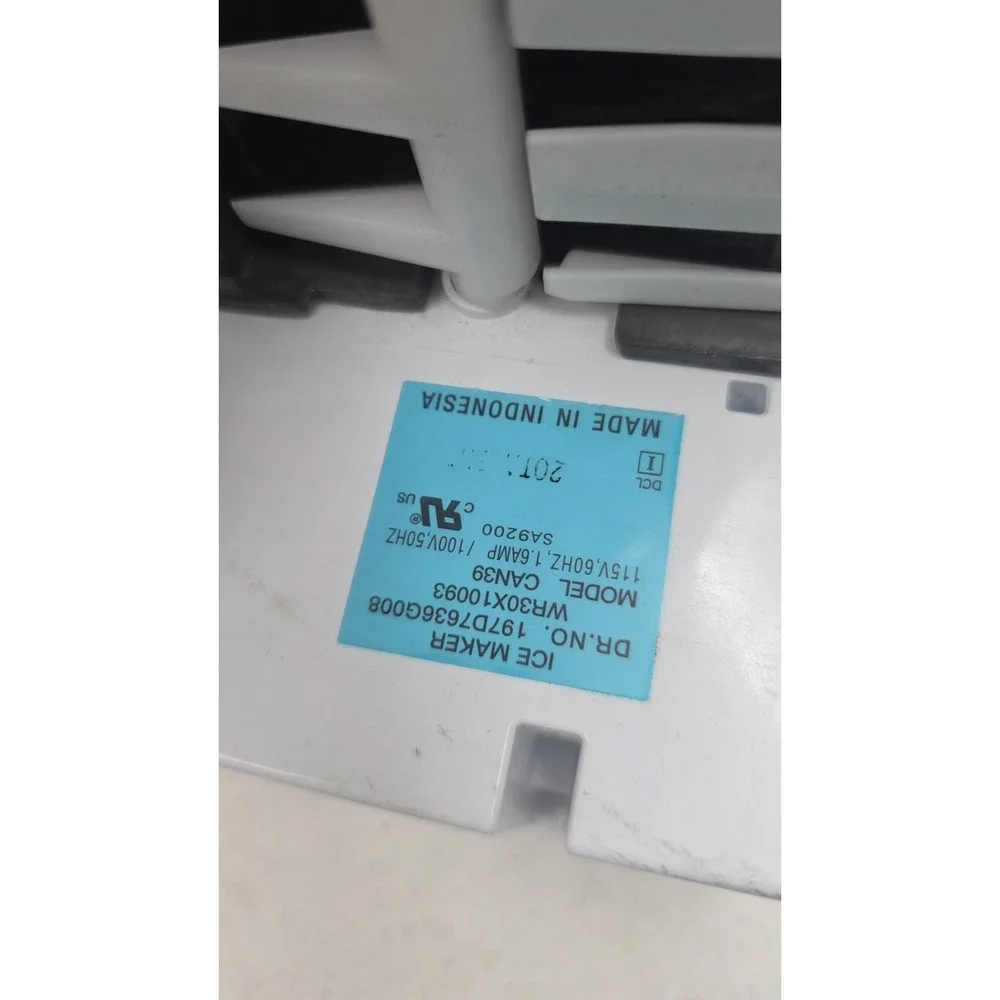 USED OEM GENUINE GE WR30X10093 Ice maker FAST SHIP